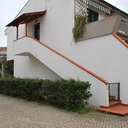 Bilocali Solaris - Vicini Al Mare Con Clima E Posti Auto شقة