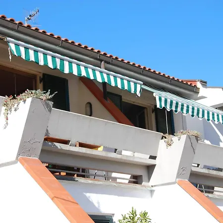 아파트 Bilocali Solaris - Vicini Al Mare Con Clima E Posti Auto