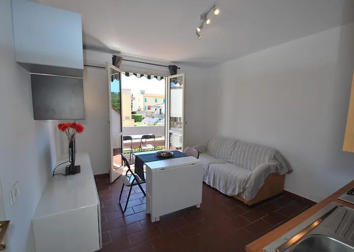 아파트 Bilocali Solaris - Vicini Al Mare Con Clima E Posti Auto