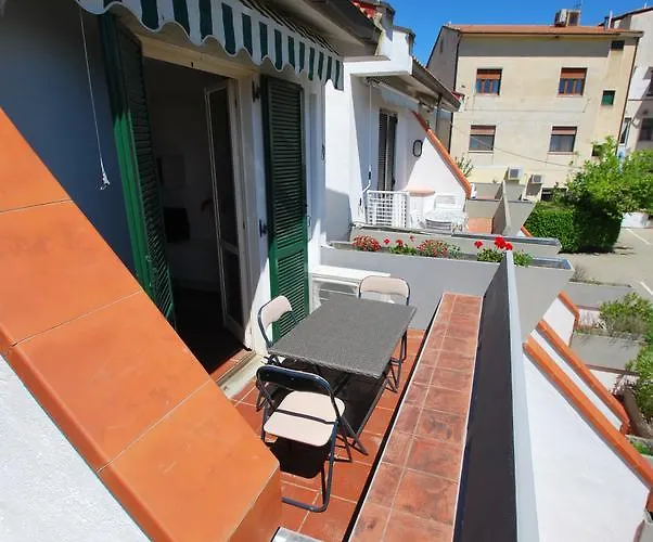 아파트 Bilocali Solaris - Vicini Al Mare Con Clima E Posti Auto 마리나디캄포